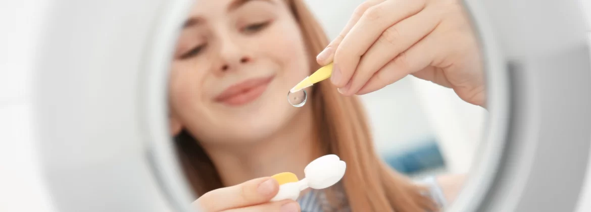 ¿Existe algún aparato para poner lentillas?