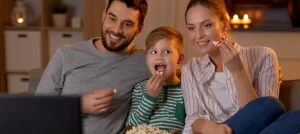 Consejos para ver la televisión y que no afecte a la vista