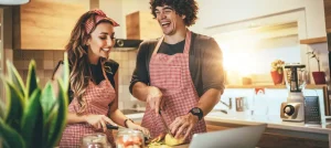 ¿Es buena idea utilizar lentillas para cocinar en lugar de gafas?