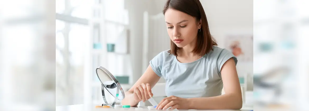 La forma más segura de usar y limpiar sus lentillas